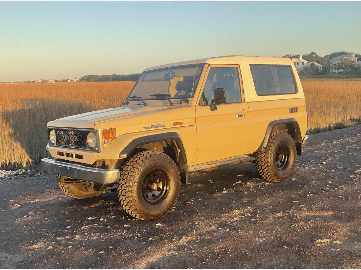 Photo for 1990 Toyota Land Cruiser